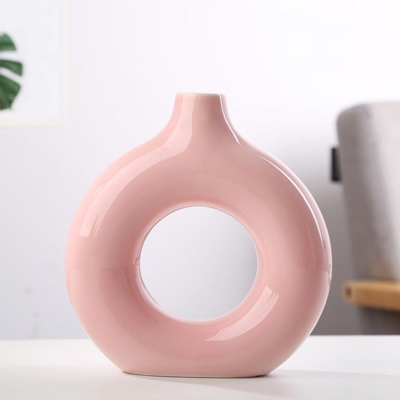 Matte Porcelain Ikebana Vase