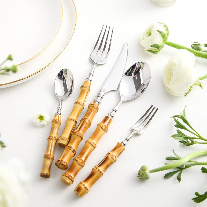 Cutlery Set with Bamboo Handles and Stainless Steel Finish