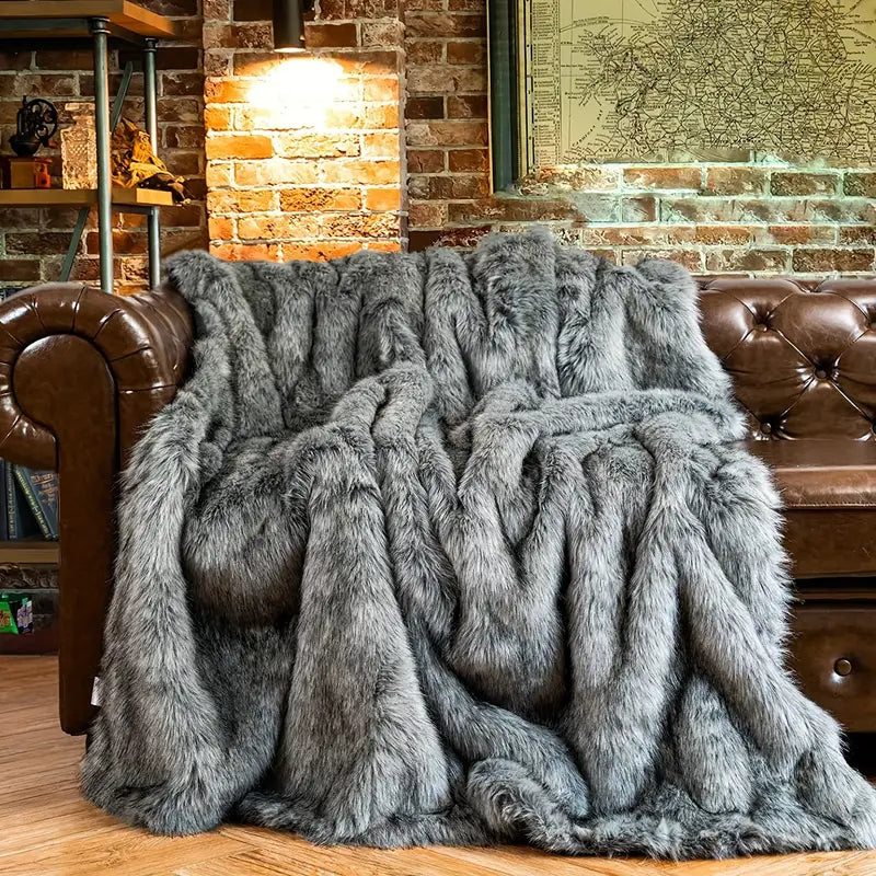 Luxurious Faux Fur Throw Blanket