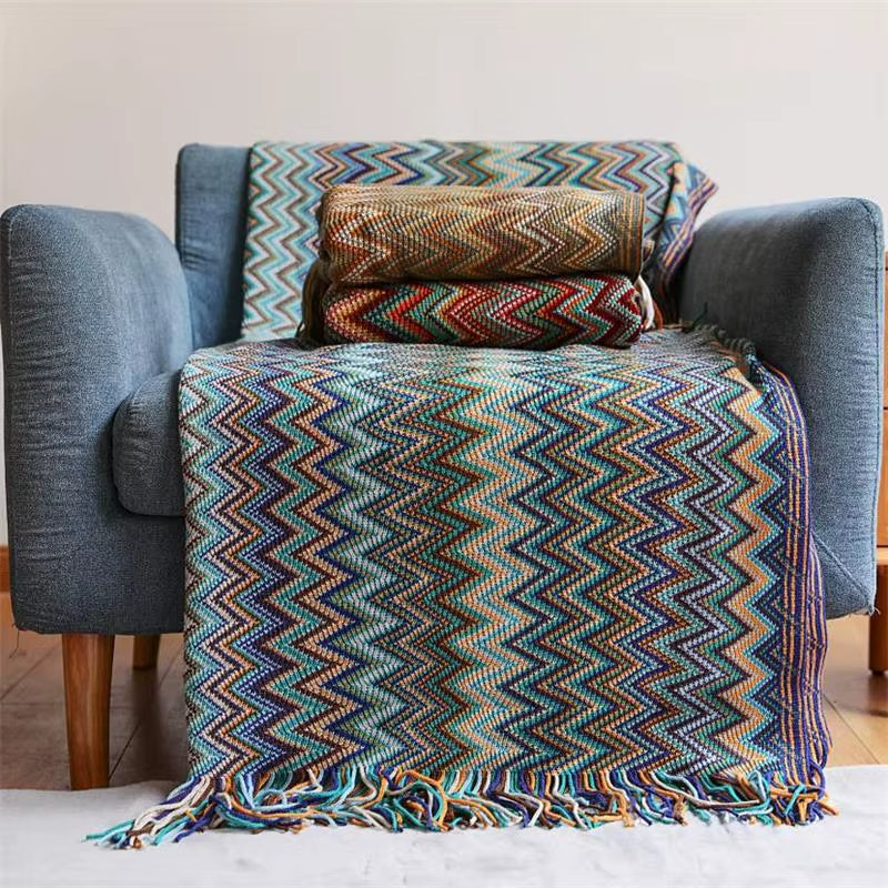 Eclectic Zigzag Throw Blanket with Fringed Edges