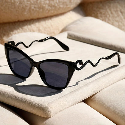 Isabella Cat-Eye Sunglasses | Animal Print Serpent Embellishment Sunglasses