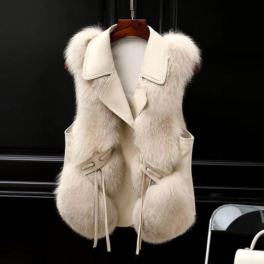 Isabella Relaxed Fit Gilet | Collared Fur Trim Gilet
