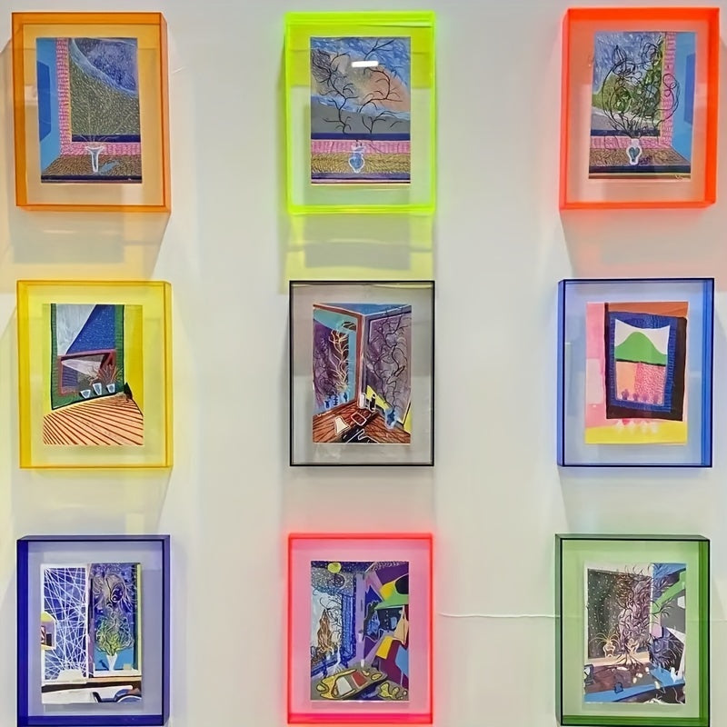 Minimalist Acrylic Photo Frame with Wall-Mountable Design