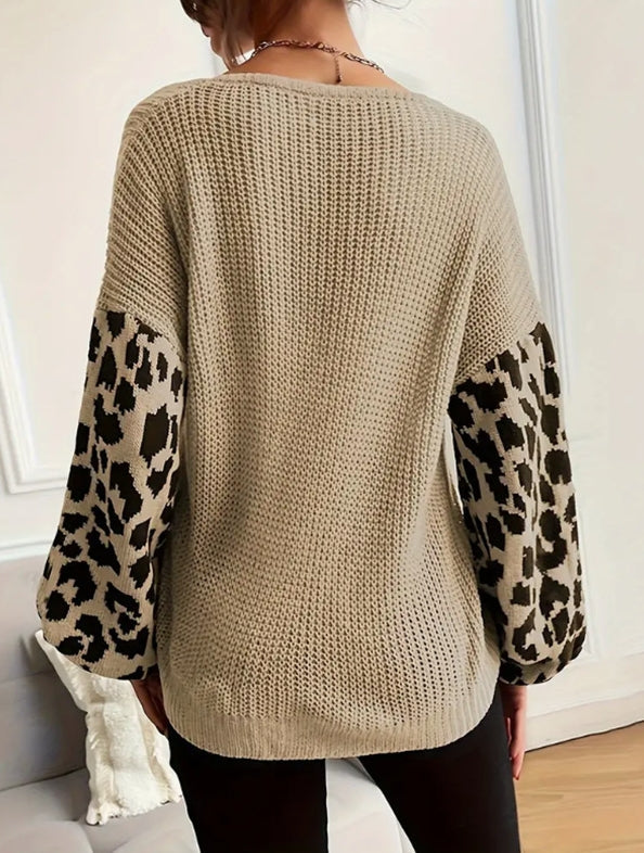 Amelia Leopard Print Relaxed Fit Knit Sweater | V-Neck Balloon Sleeve Sweater