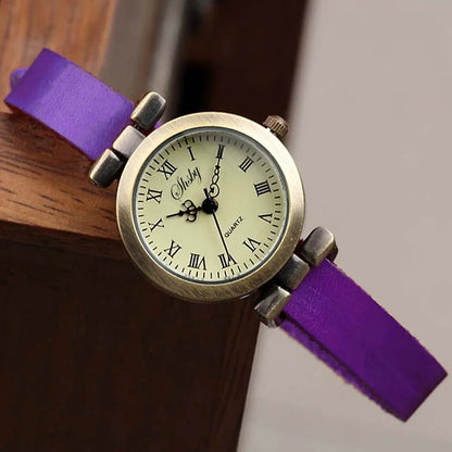 Isla Vintage Wrist Watch | Roman Numerals Round Dial