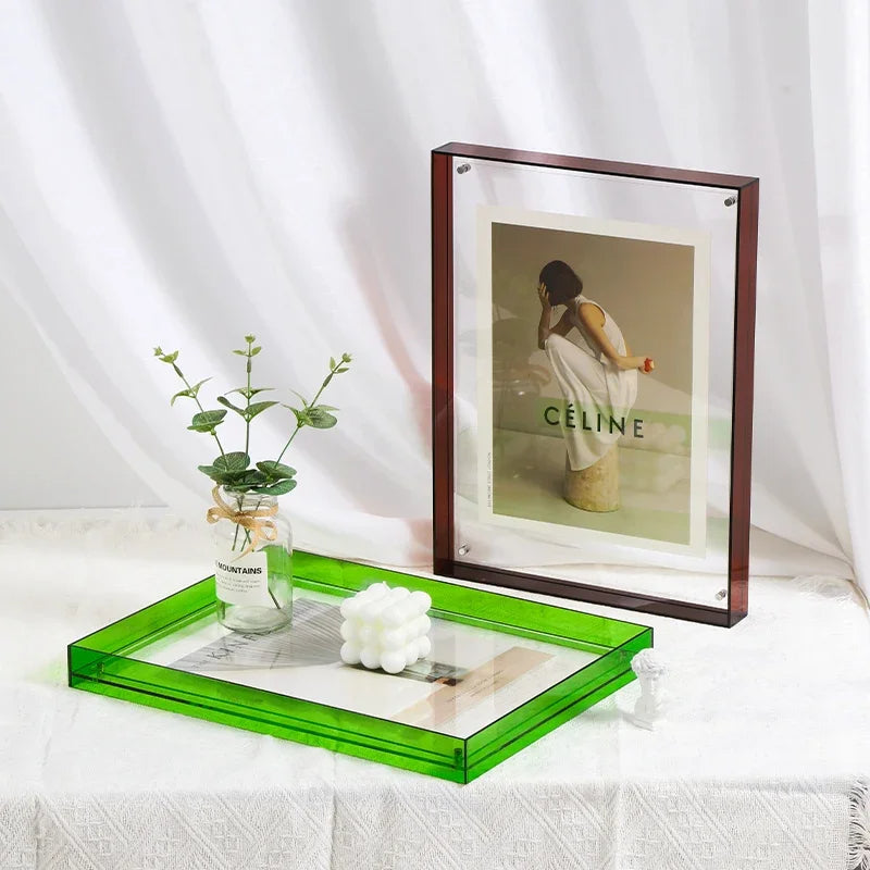 Minimalist Acrylic Photo Frame with Wall-Mountable Design