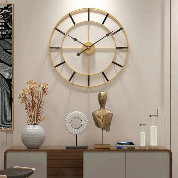 Minimalist Metal Frame Wall Clock