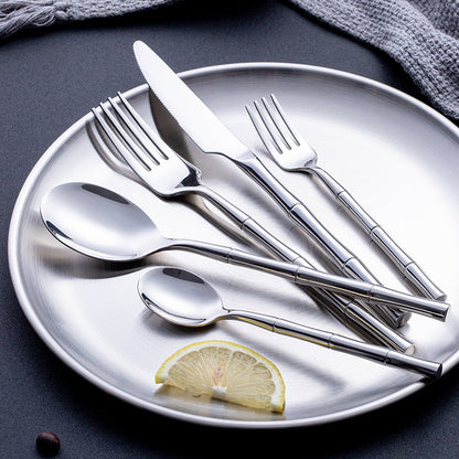 Modern Stainless Steel Cutlery Set with Polished Finish
