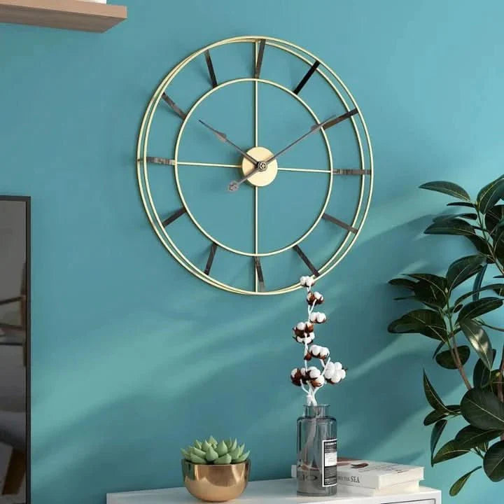 Minimalist Metal Frame Wall Clock