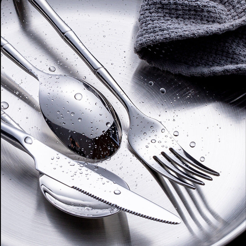 Modern Stainless Steel Cutlery Set with Polished Finish