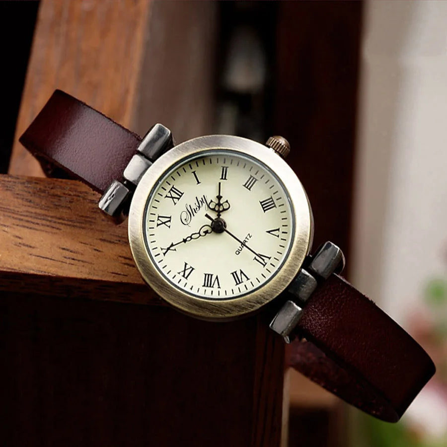 Isla Vintage Wrist Watch | Roman Numerals Round Dial
