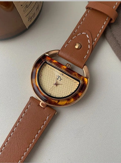 Stella D-Shaped Wristwatch | Textured Tortoise Shell Wristwatch