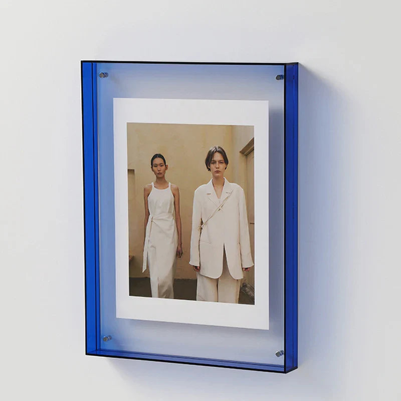 Minimalist Acrylic Photo Frame with Wall-Mountable Design
