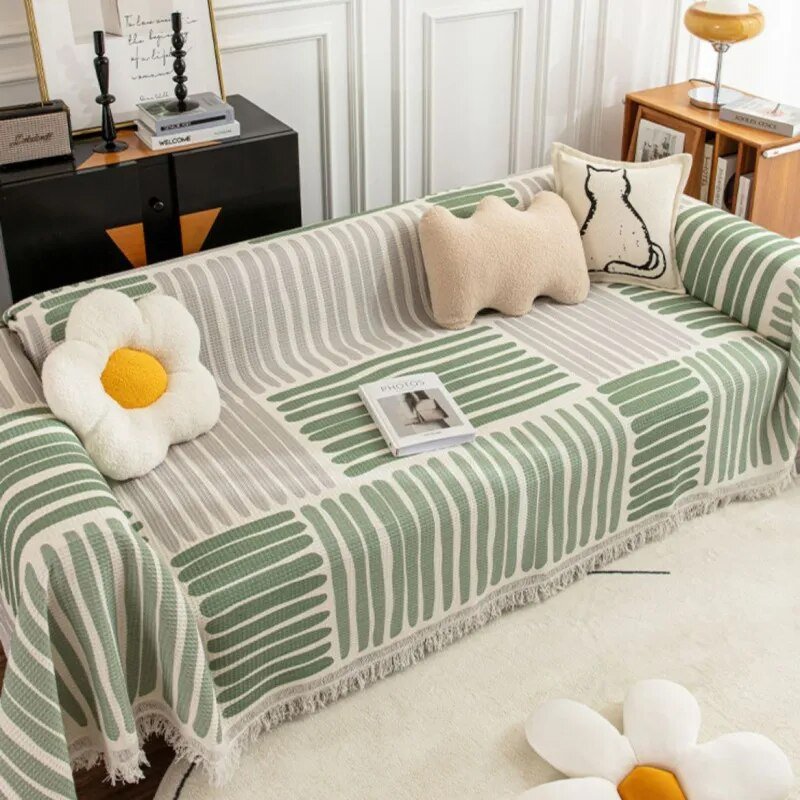 Modern Geometric Pattern Throw Blanket