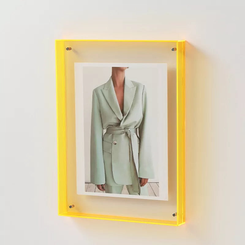Minimalist Acrylic Photo Frame with Wall-Mountable Design